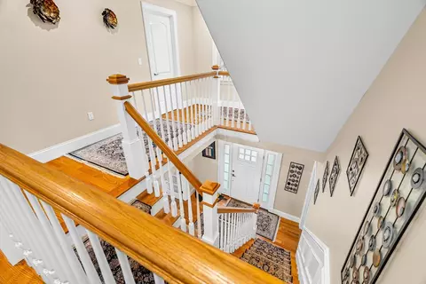Entry Way - 50 Sterling Rd, Needham, MA 02492 photo 3 of 5
