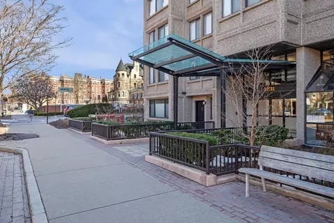 1731 Beacon St #721, Brookline, MA 02445 photo 30