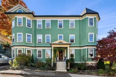 3 Upland Rd #2, Brookline, MA 02445 photo 2