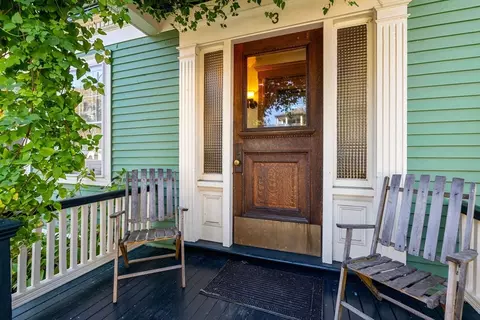 3 Upland Rd #2, Brookline, MA 02445