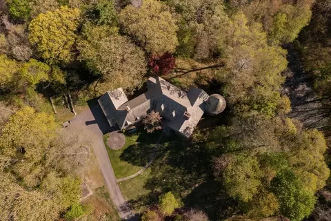 View/Area - 3 Evergreen Ln, Hingham, MA 02043 photo 2 of 3