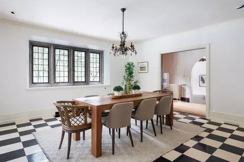 Dining - 3 Evergreen Ln, Hingham, MA 02043 photo 2 of 3