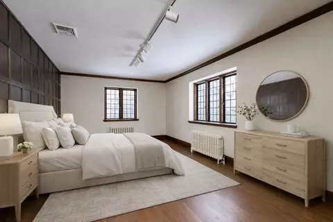 Bedroom - 3 Evergreen Ln, Hingham, MA 02043 photo 4 of 7