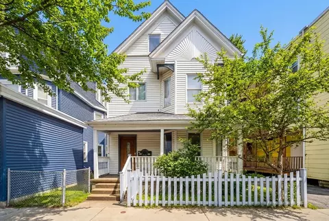 221 Highland Ave #1, Somerville, MA 02143