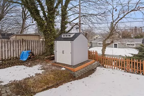 35 Dustin St, Worcester, MA 01604 photo 32