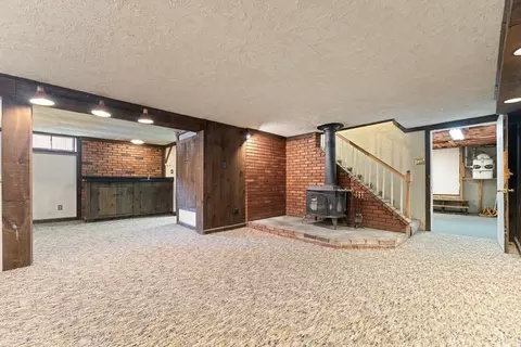 35 Dustin St, Worcester, MA 01604 photo 28