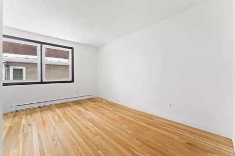 35 Dustin St, Worcester, MA 01604 photo 16