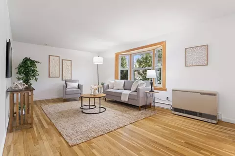 35 Dustin St, Worcester, MA 01604 photo 5