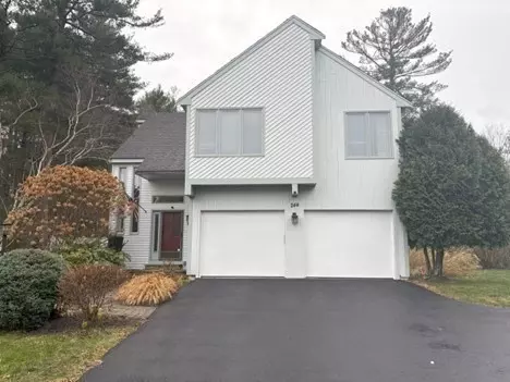 244 Rolling Meadow Dr, Holliston, MA 01746