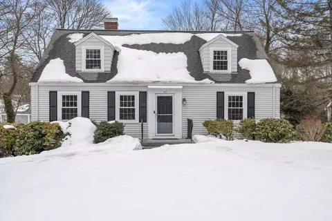 43 Bancroft Rd, Wellesley, MA 02481