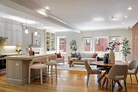 285 Beacon St #3B, Boston, MA 02116