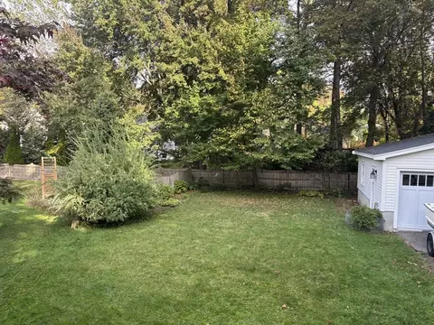 103 Oak St, Reading, MA 01867 photo 32