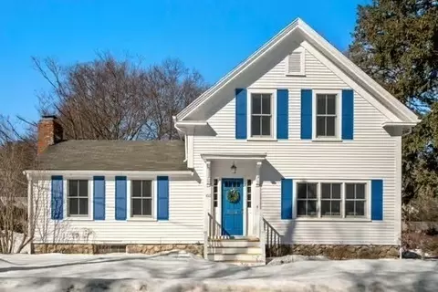 103 Oak St, Reading, MA 01867 photo 2
