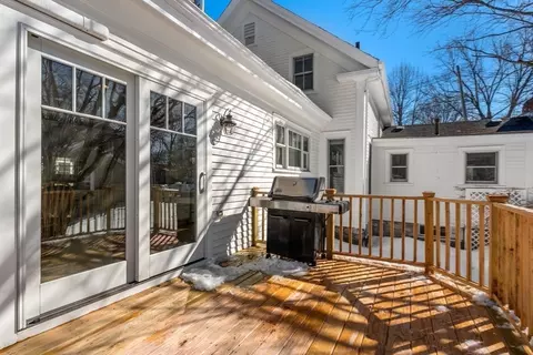 103 Oak St, Reading, MA 01867 photo 27