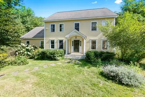 11 Davis Ln, Georgetown, MA 01833 photo 2