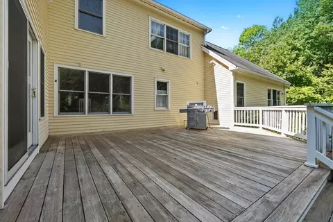 11 Davis Ln, Georgetown, MA 01833 photo 36