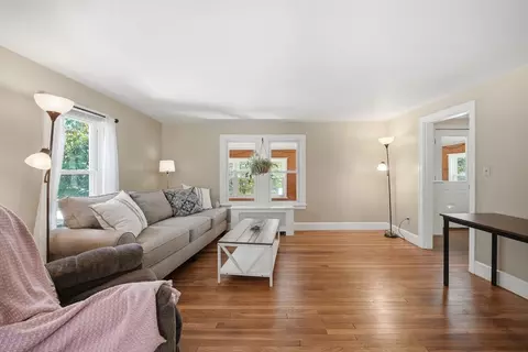 42 Carroll St, Springfield, MA 01118 photo 7