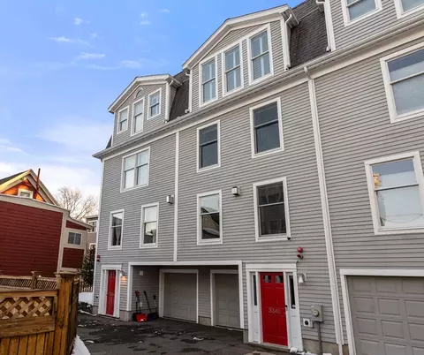 334 Beacon St #B, Somerville, MA 02143