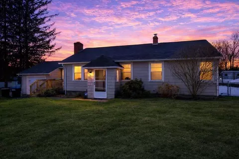 154 Pakachoag St, Auburn, MA 01501