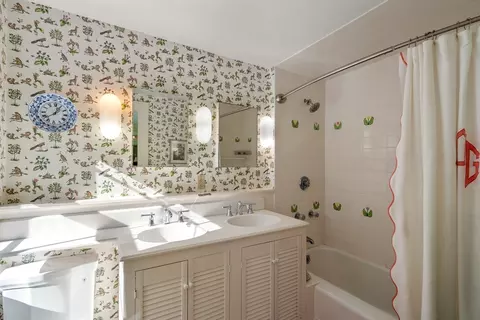 Bath - 47 Bemis Rd, Dedham, MA 02026 photo 2 of 6