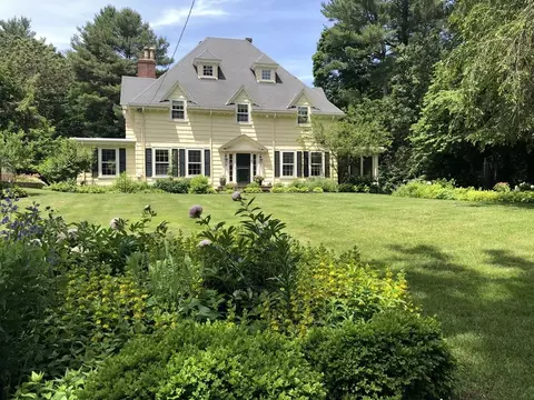 47 Bemis Rd, Dedham, MA 02026