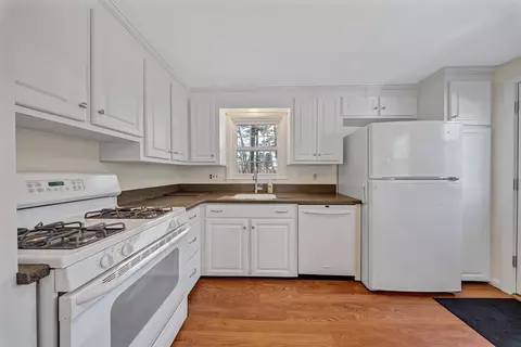 34 Schofield Dr, Franklin, MA 02038 photo 11