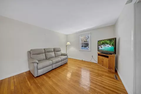 34 Schofield Dr, Franklin, MA 02038 photo 23