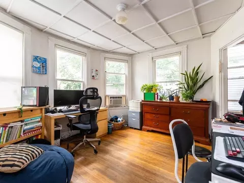 111 Belmont St, Somerville, MA 02143 photo 4