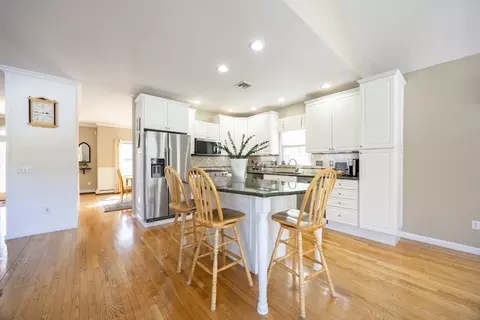 48 Laurel Dr, Hudson, MA 01749 photo 9