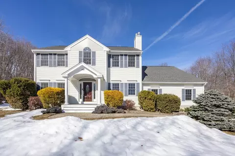 48 Laurel Dr, Hudson, MA 01749