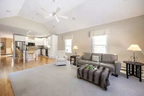 48 Laurel Dr, Hudson, MA 01749 photo 16