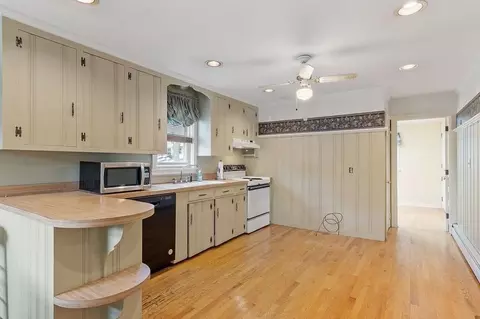 68 Spring Rd, Nahant, MA 01908 photo 9