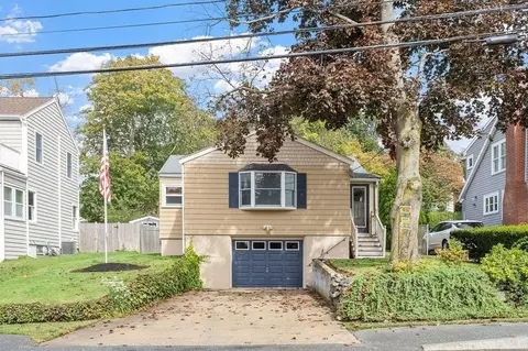 68 Spring Rd, Nahant, MA 01908 photo 2