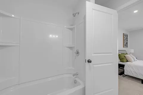 63 North St #D, Worcester, MA 01605 photo 15