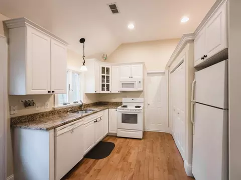 111 E Foxboro, Sharon, MA 02067 photo 8