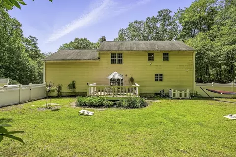 78 Milford St, Upton, MA 01568 photo 36