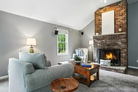 78 Milford St, Upton, MA 01568 photo 18