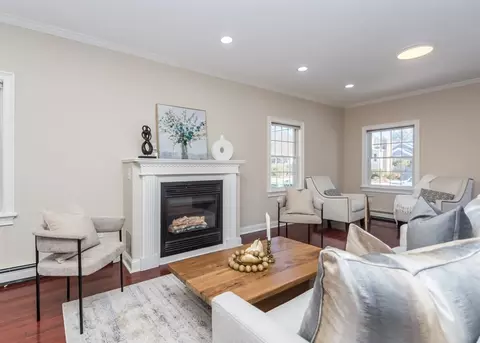 10 Rosegate Rd, Needham, MA 02494 photo 4