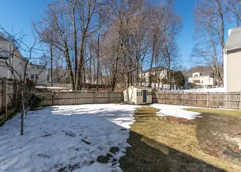 10 Rosegate Rd, Needham, MA 02494 photo 32