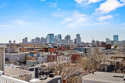 274 Bunker Hill St, Boston, MA 02129