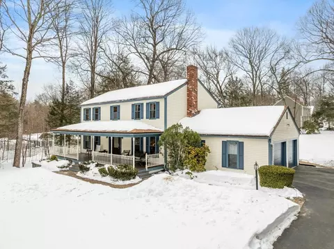 53 Throne Hl, Groton, MA 01450