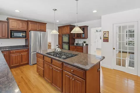 24 Talbott Farm Dr, Mendon, MA 01756 photo 17