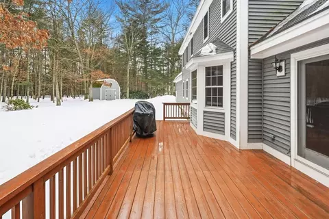 24 Talbott Farm Dr, Mendon, MA 01756 photo 37