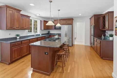 24 Talbott Farm Dr, Mendon, MA 01756 photo 12