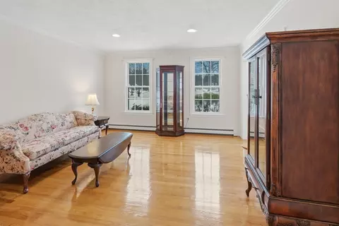 24 Talbott Farm Dr, Mendon, MA 01756 photo 9