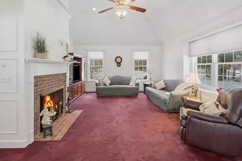24 Talbott Farm Dr, Mendon, MA 01756 photo 23