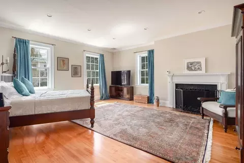 Bedroom - 355 Buckminster Rd, Brookline, MA 02445 photo 1 of 4