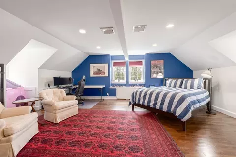 Bedroom - 355 Buckminster Rd, Brookline, MA 02445 photo 4 of 4