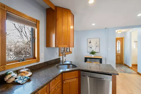 38 Fairfield St, Maynard, MA 01754 photo 9