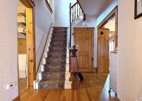 13 Wright St, Stoneham, MA 02180 photo 5